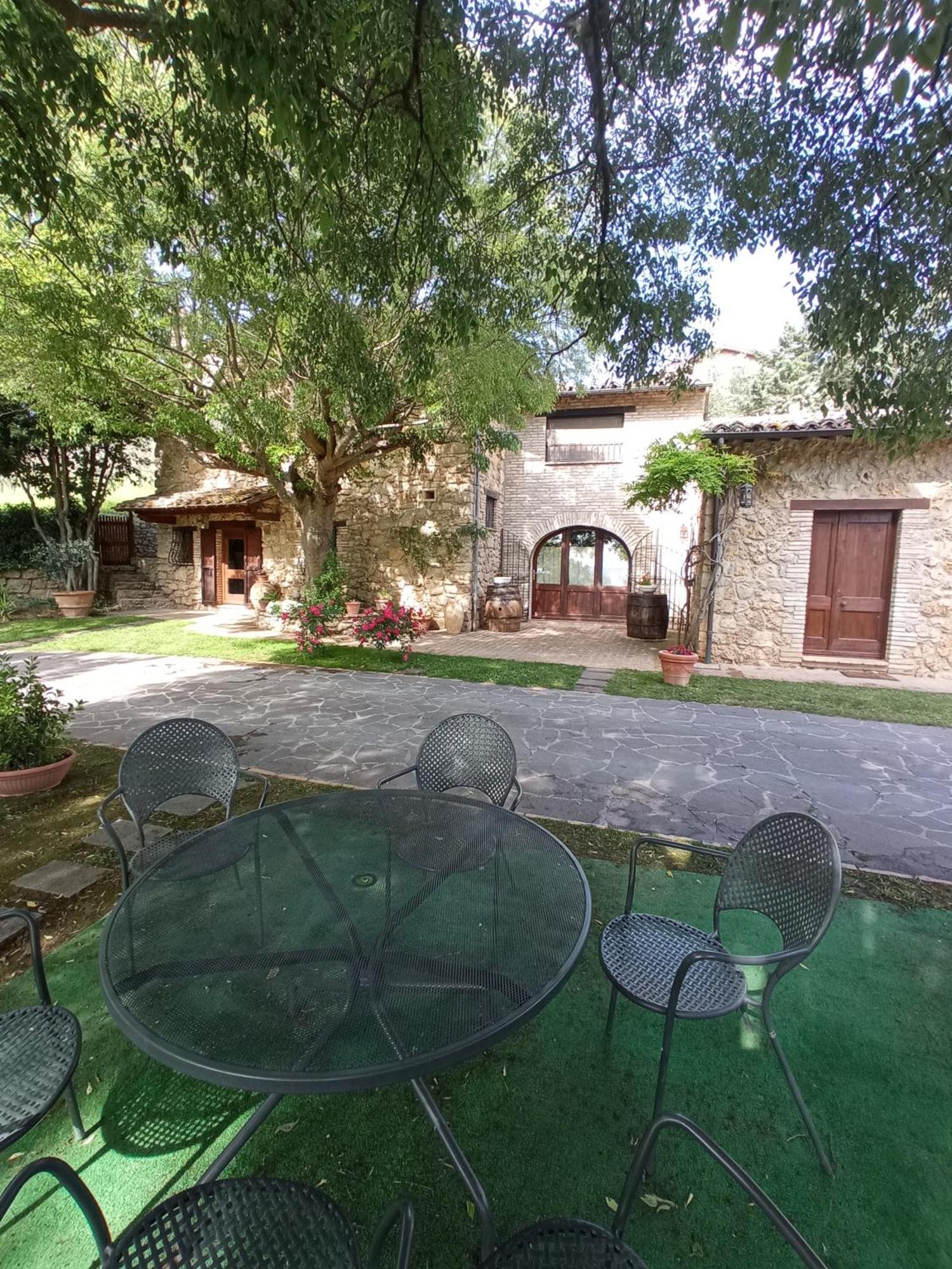 All'Ombra Di San Damiano Ασίζη Εξωτερικό φωτογραφία